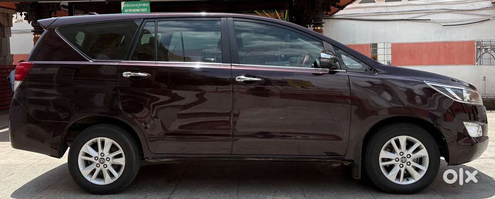 Toyota Innova Crysta 2.8 Gx At 8s, 2018, Diesel