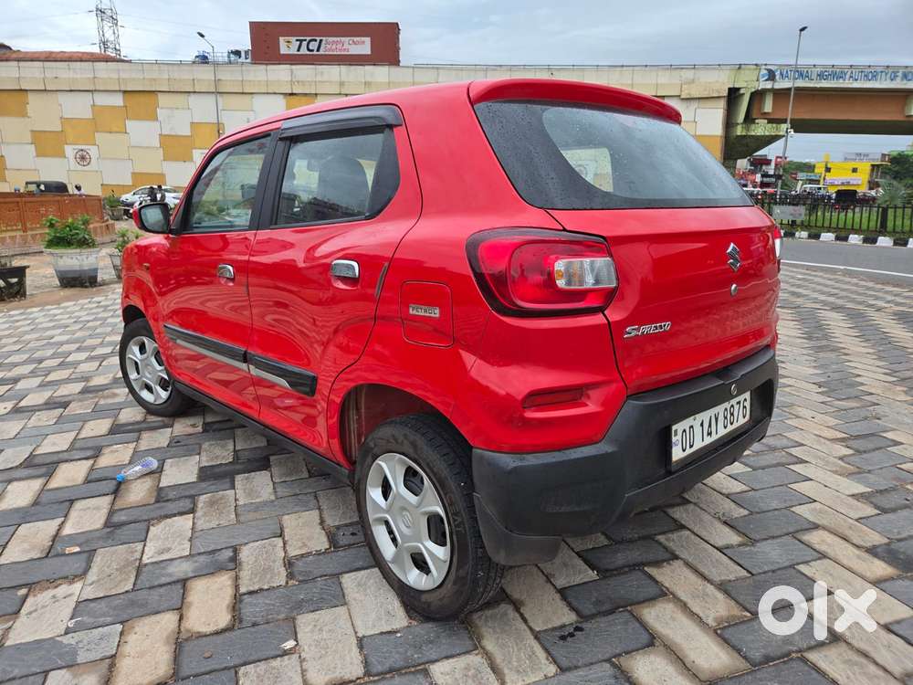 Maruti Suzuki S-presso Vxi Opt, 2023, Petrol