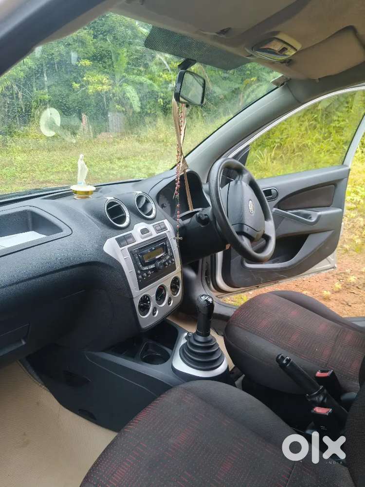 Ford Figo 2012