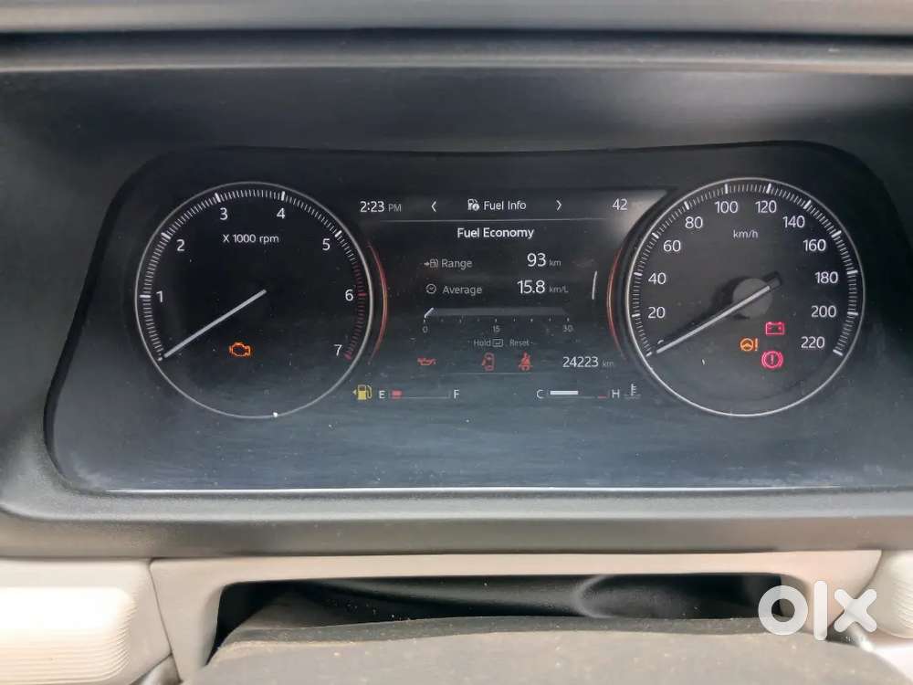 2022 Xuv700 Mx  Genuine Car  Fixed Price