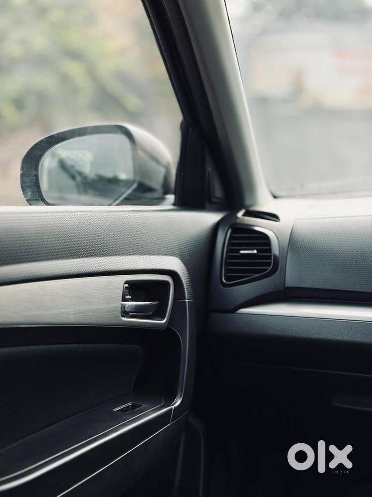 Maruti Suzuki Brezza 2018 Diesel Automatic 96000 Km Driven