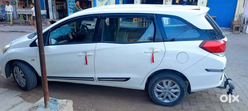 Honda Mobilio 15