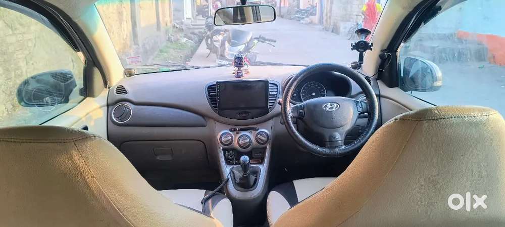 Music System Back Camera Screen Touch