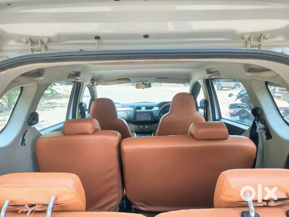 Renult Triber Top Model Well Maintain Car