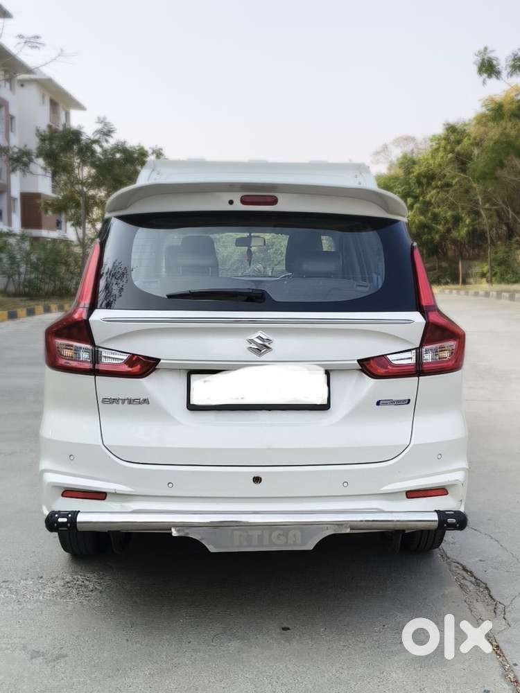 Maruti Suzuki Ertiga Zxi Shvs, 2022, Petrol