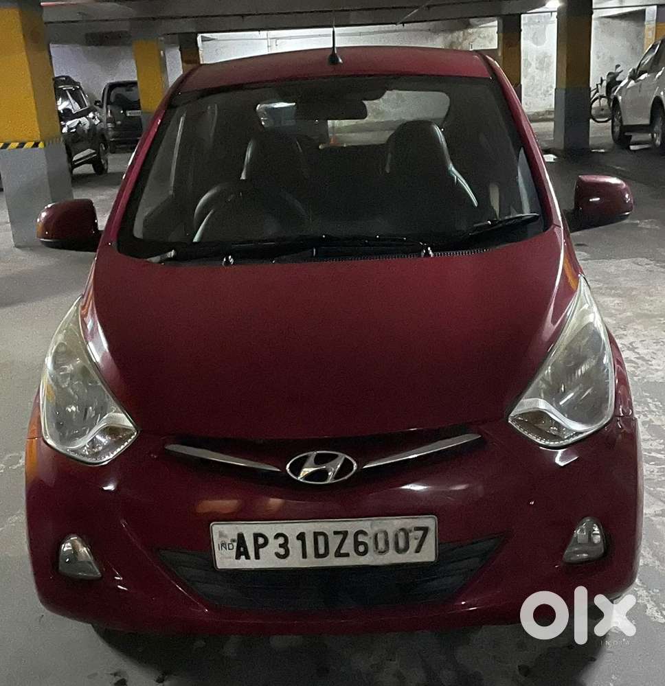Excellent Hyundai Eon Sportz, Top End With Airbags 2017 Only 45000 Kms