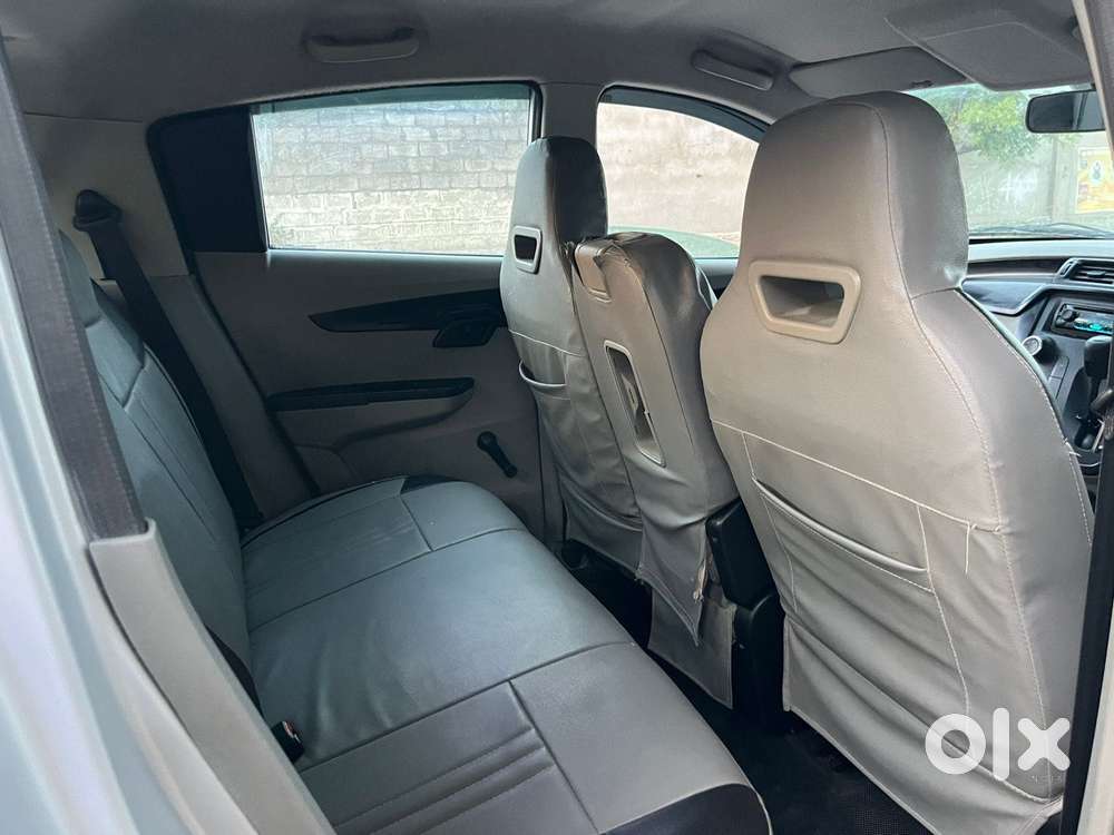 Mahindra Kuv 100 2016-2017 Mfalcon G80 K4, 2017, Petrol