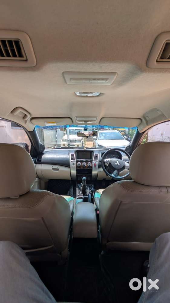 Mitsubishi Pajero Sport 2014
