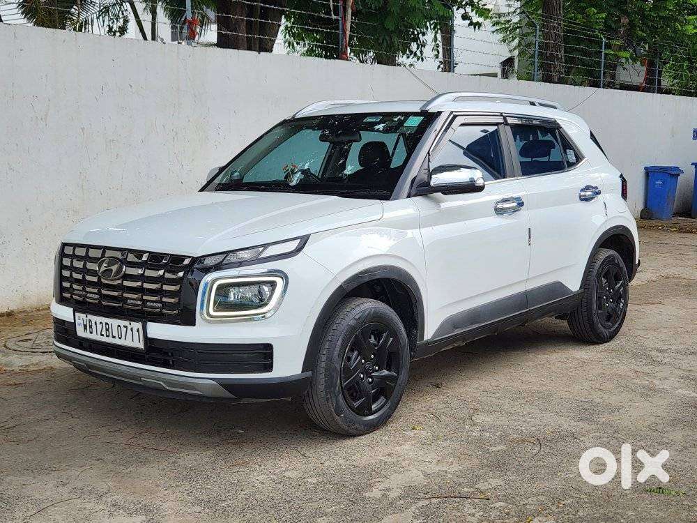 Hyundai Venue Sx Mt, 2022, Petrol