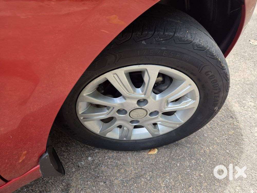Tata Tiago 1.2 Revotron Xz, 2016, Petrol