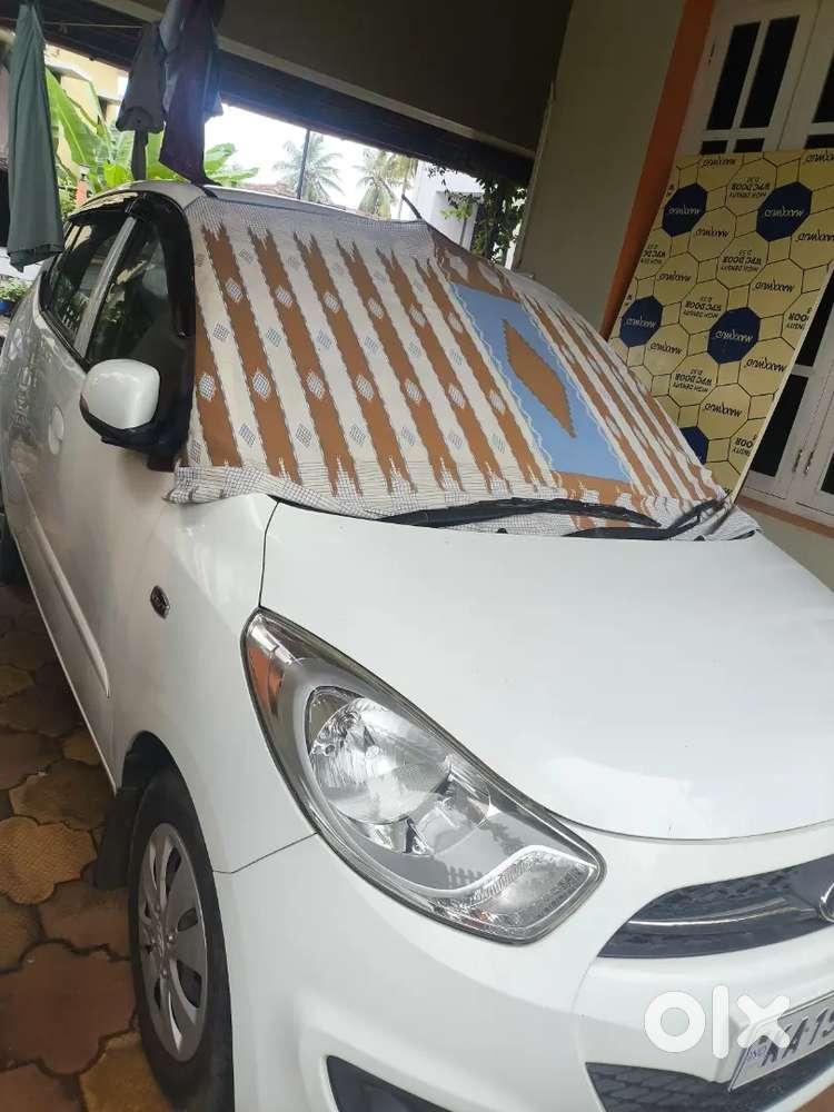 Hyundai I10 Sportz 2012 Km Driven