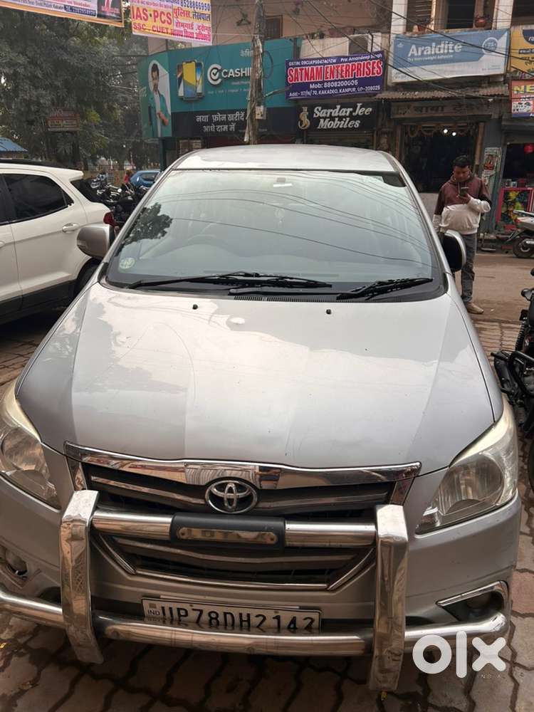 Toyota Innova 2014 Diesel 102500 Km Driven