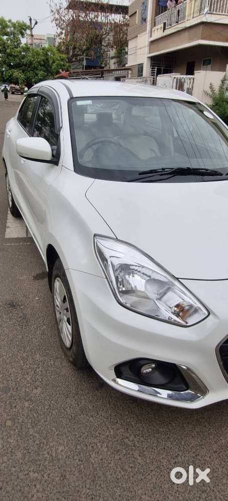 Maruti Suzuki Swift Dzire Vxi Optional, 2022, Petrol