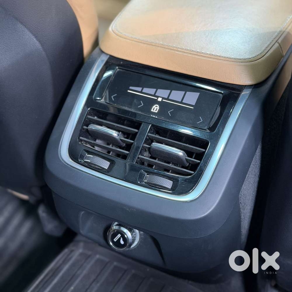 Volvo V 90 Cross Country D5, 2018, Diesel