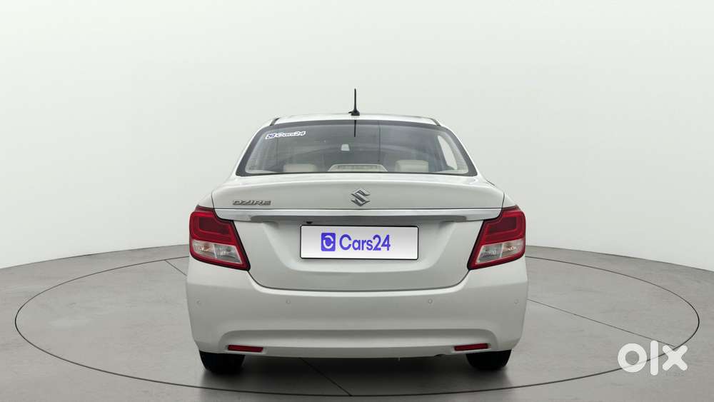 Maruti Suzuki Swift Dzire ZXI + AMT, 2022, Petrol