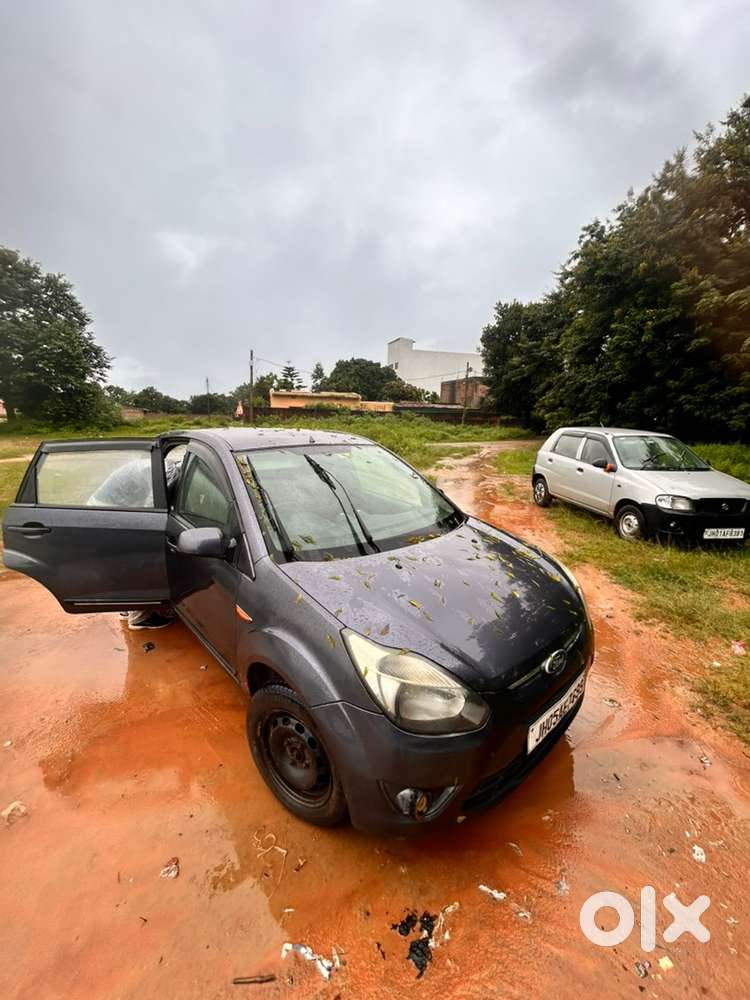Ford Figo 1.2 Petrol 2010