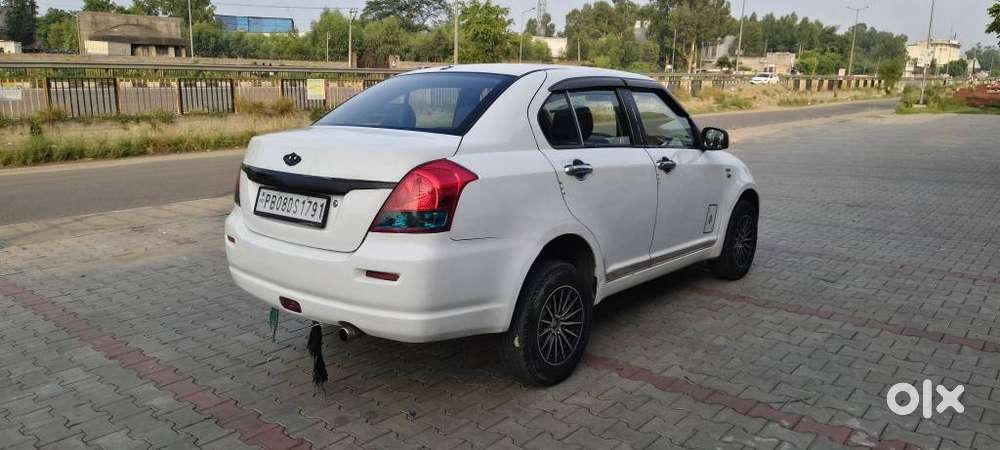 Maruti Suzuki Swift Dzire Ldi, 2013, Diesel