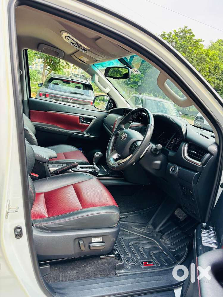 Toyota Fortuner Legender 4x4 At 2.8, 2024, Diesel
