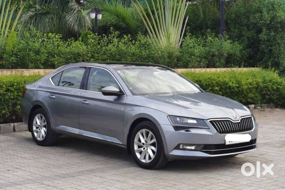 Skoda Superb 2.0 L&k Tsi At, 2020, Petrol