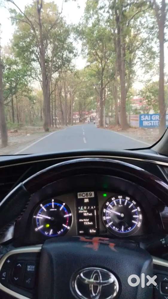 Toyota Innova Crysta 2018 Diesel 70000 Km Driven