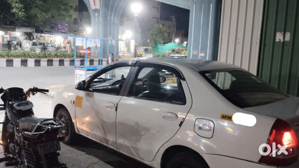 Toyota Etios 2015 Diesel 220000 Km Driven