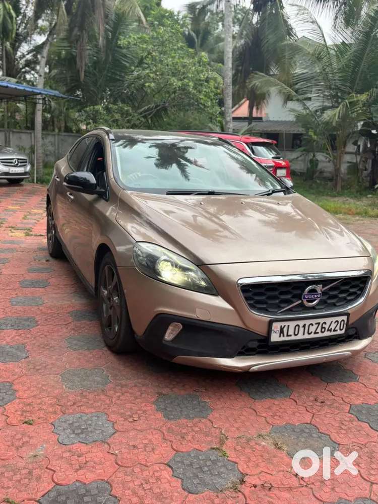 Volvo V40 2014