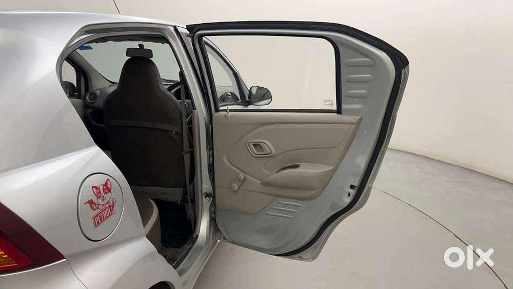 Datsun Redigo T Option, 2016, Petrol
