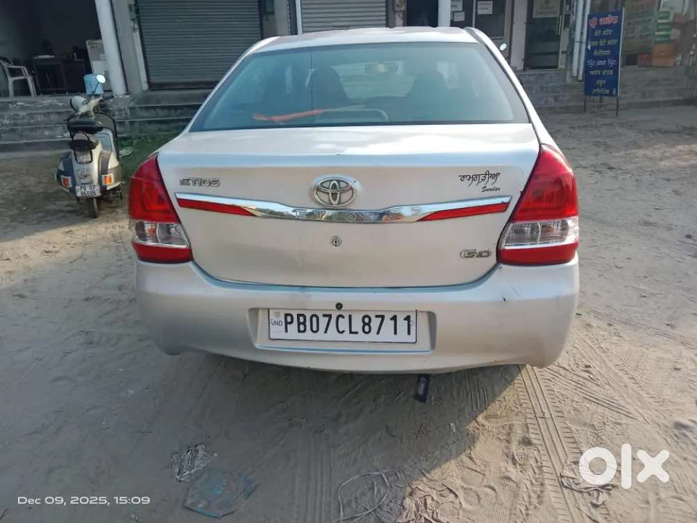 Bilkul Saf Gaddi Khud Use Krda No Machenical Issue Ikk Dmm Ok