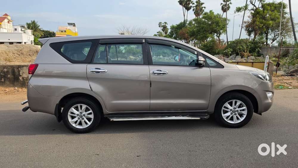 Toyota Innova Crysta 2.4 Gx Mt 8s, 2019, Diesel