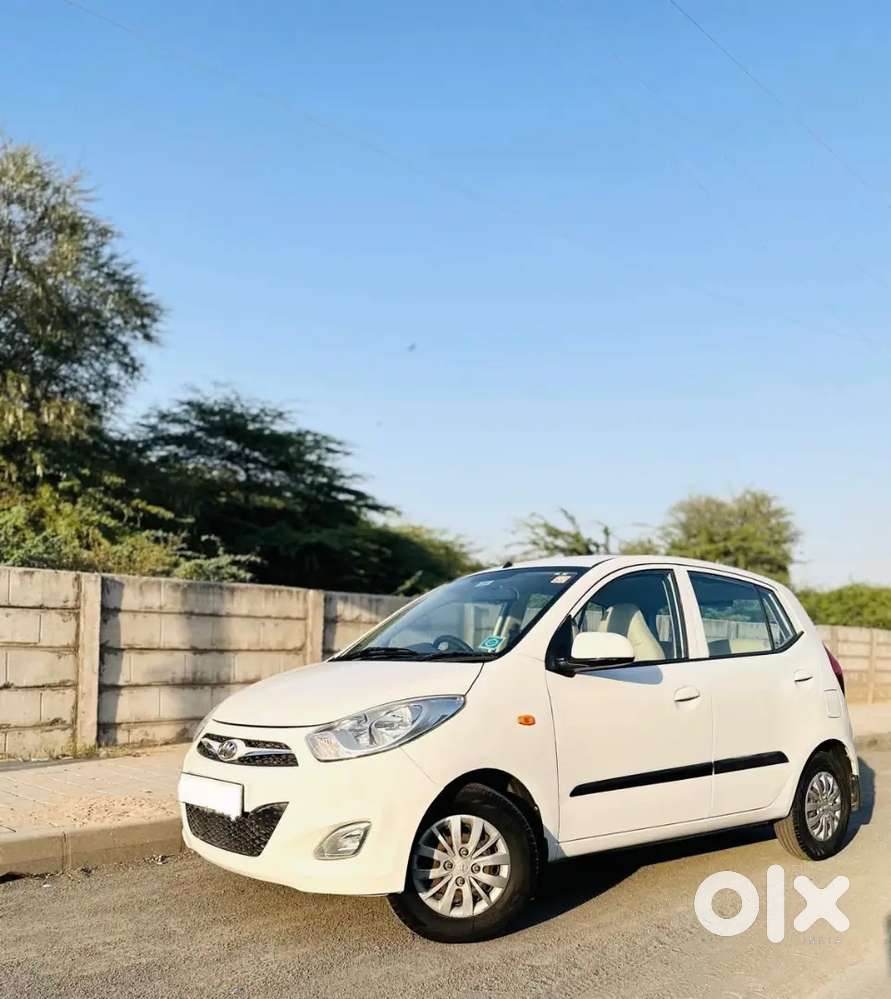 Hyundai I10 (2014)
Just 64,000 Kms!!