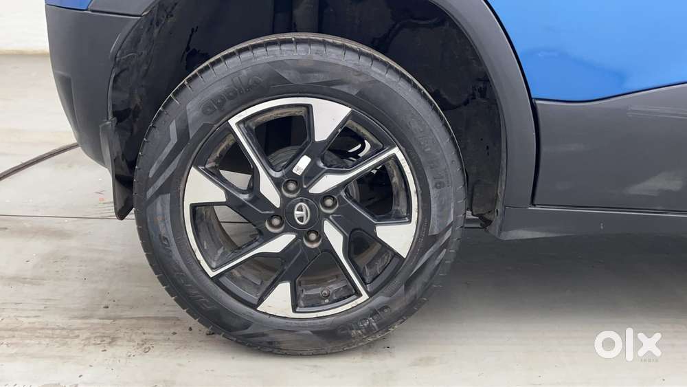 Tata Punch Creative Amt, 2021, Petrol