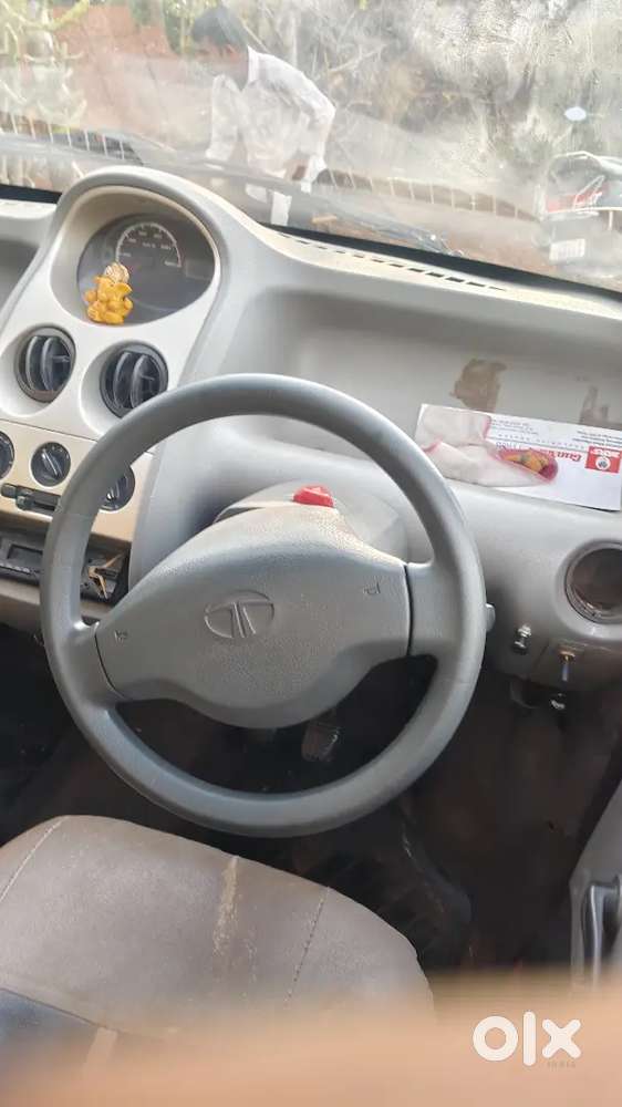Tata Nano Xt 2011