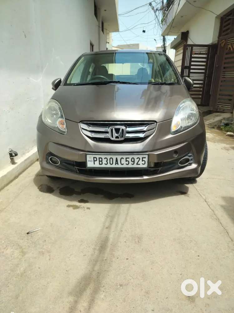 Honda Amaze 2013 Diesel Well Maintained
