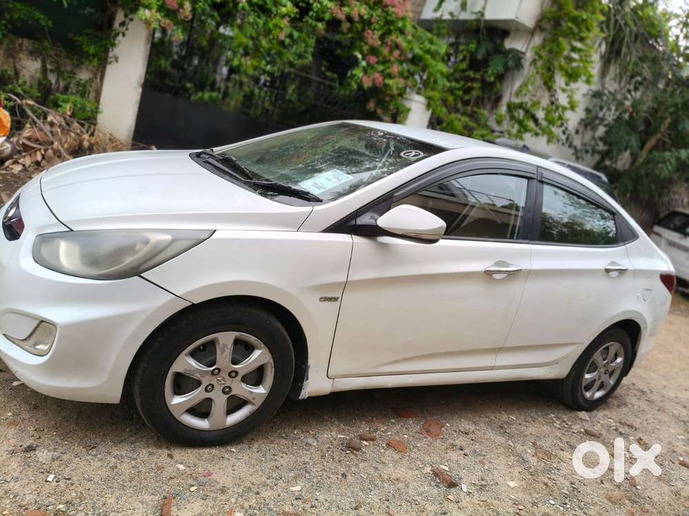 Hyundai Verna, 2012, Diesel