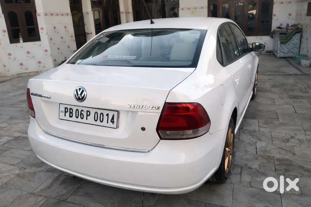 Volkswagen Vento 2011 Diesel . Vip Number Plate .