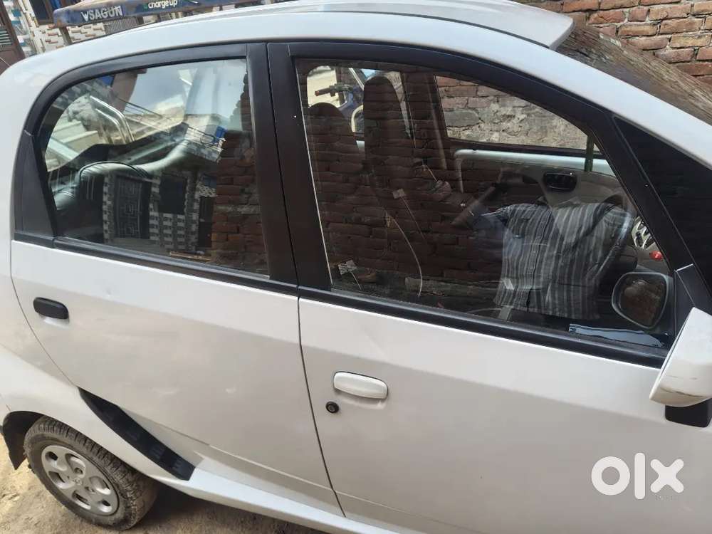 Tata Nano Lx 2012