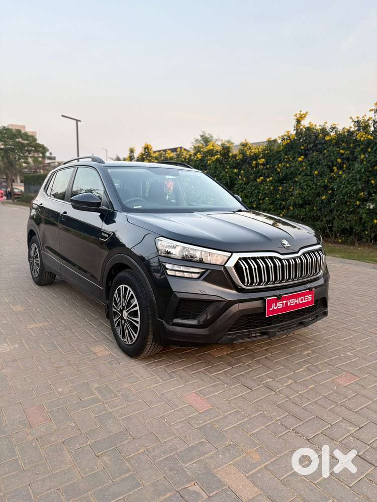 Skoda Kushaq 1.0 Tsi Active, 2022, Petrol