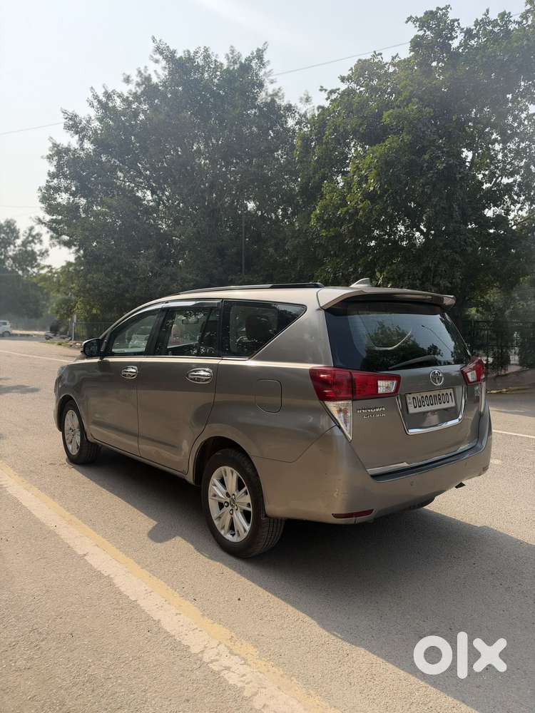 Toyota Innova Crysta 2.7 Zx At, 2017, Petrol