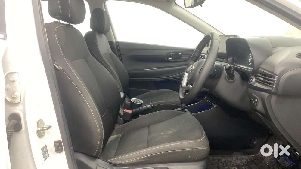 Hyundai New I20 1.2 Asta (o) Ivt, 2023, Petrol