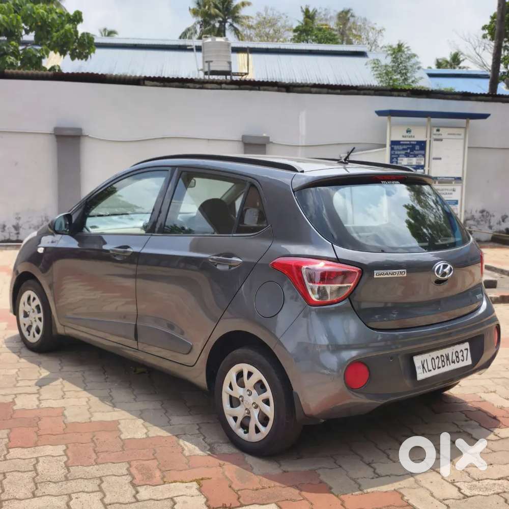 Hyundai Grand I10 2020 Petrol 68000 Km Driven