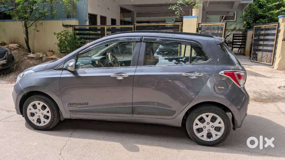 Hyundai Grand I10 1.2 Sportz(o) Dual Tone, 2014, Petrol