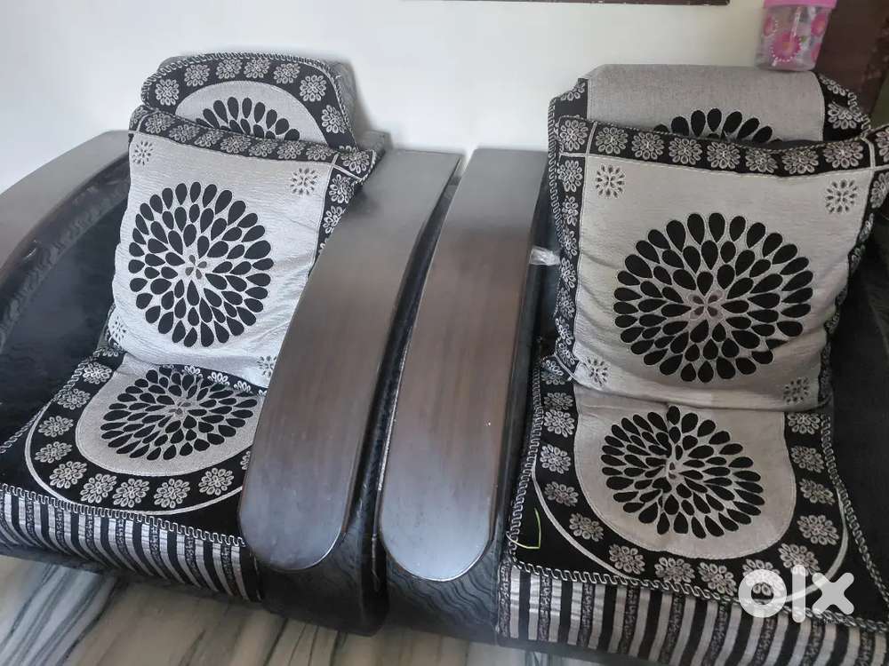 Sofa 5 seat with table