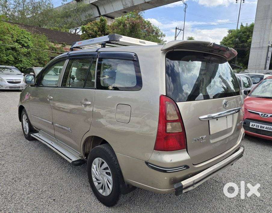 Toyota Innova 2.5 G (diesel) 8 Seater, 2008, Diesel