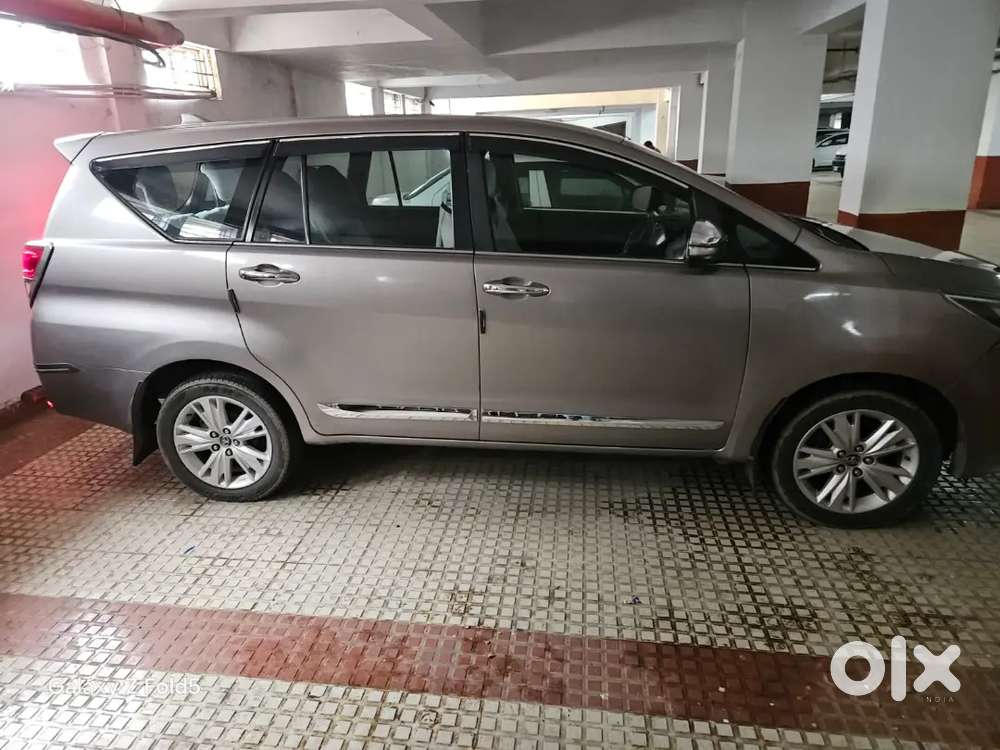 Toyota Innova Crysta 2016 Diesel Manual
