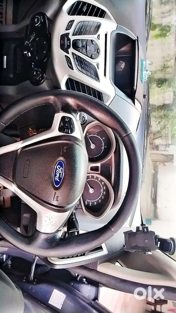 Ford Ecosport 2015 Diesel 150000 Km Driven