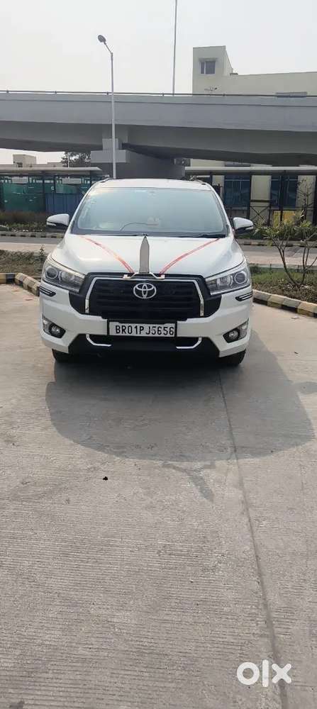 Toyota Innova Hycross 2018