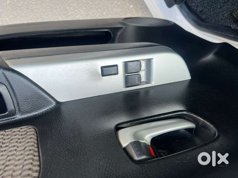 Maruti Suzuki Wagon R 1.0 Lxi (o), 2016, Petrol
