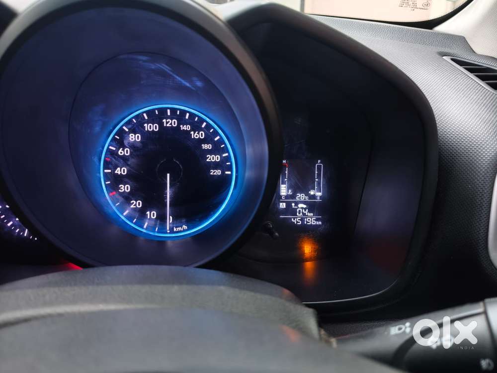 Hyundai Venue Sx Mt, 2019, Petrol