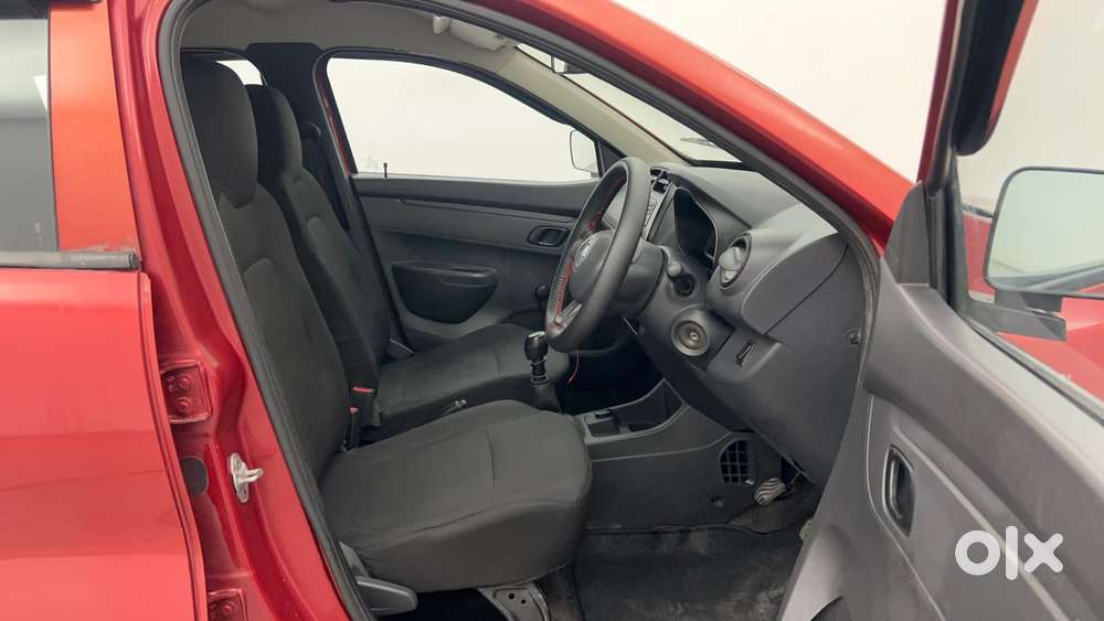 Renault Kwid Rxe, 2015, Petrol