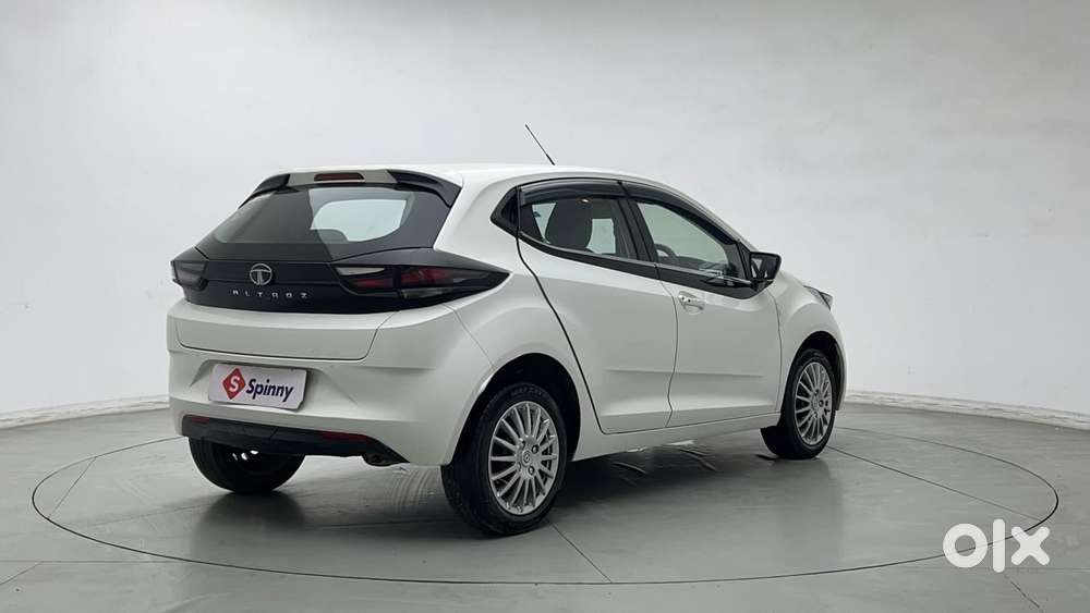 Tata Altroz 1.2 Xt, 2022, Petrol